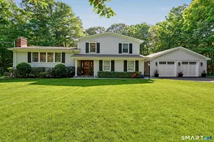 116 Woodbrook Dr, Stamford, CT 06907 - Photo 2