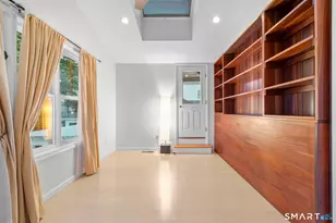 231 Pawson Rd, Branford, CT 06405 - Photo 16
