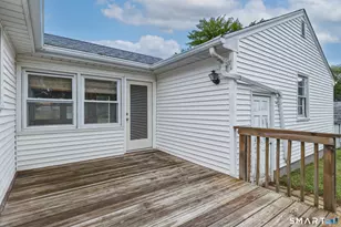 144 Colonial St, West Hartford, CT 06110 - Photo 8