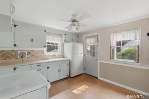 116 Walker St, Manchester, CT 06040 - Photo 12