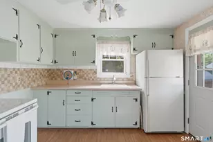 116 Walker St, Manchester, CT 06040 - Photo 10