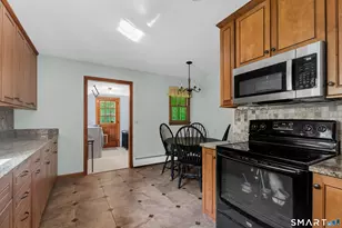 11 Candlewood Ln, Farmington, CT 06032 - Photo 8