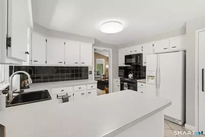 1 Fairfield Lane, Simsbury, CT 06070 - Photo 16