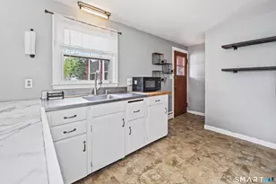 78 Hillcrest Ave, Meriden, CT 06451 - Photo 16