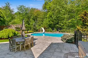 35 Cherry Gate Ln, Trumbull, CT 06611 - Photo 10
