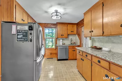215 Walnut Street, Putnam, CT 06260 - Photo 18