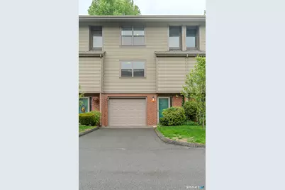 1103 Metacomet Drive #113, Meriden, CT 06450 - Photo 2