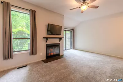 1103 Metacomet Drive #113, Meriden, CT 06450 - Photo 4