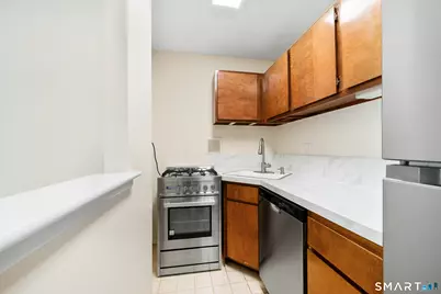 27 Northill Street #2B, Stamford, CT 06907 - Photo 4