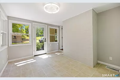 1044 Dunbar Hill Road, Hamden, CT 06514 - Photo 12