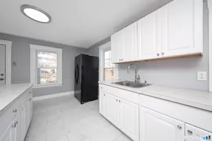 78 Maplewood Ave, Torrington, CT 06790 - Photo 6