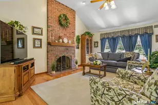 50 River View Ct, Cheshire, CT 06410 - Photo 12
