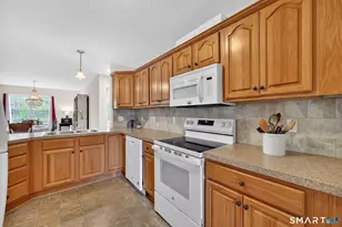 66 Lynwood Dr, Windham, CT 06226 - Photo 20