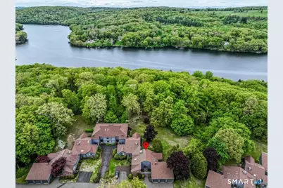 18 Hearthstone Drive #18, Brookfield, CT 06804 - Photo 16