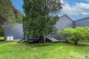 18 Hearthstone Dr, Brookfield, CT 06804 - Photo 20