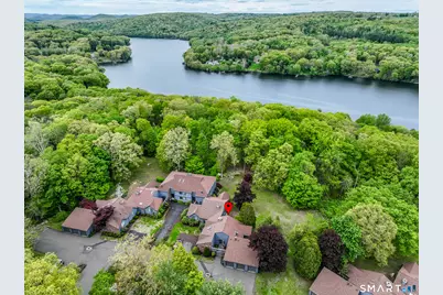 18 Hearthstone Drive #18, Brookfield, CT 06804 - Photo 4