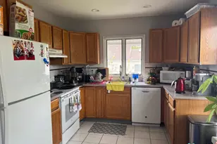 15 Rose St, Stamford, CT 06906 - Photo 6