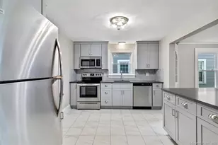 223 Townsend Ave, New Haven, CT 06512 - Photo 16