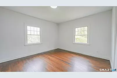 24 Sunfield Circle, Waterbury, CT 06708 - Photo 16