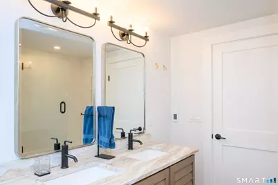 8 East Wharf Road, Waterford, CT 06385 - Photo 24