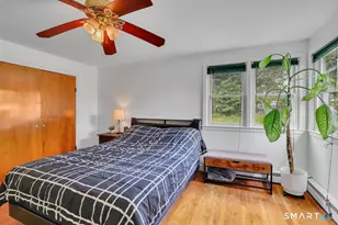 56 Oakwood Rd, Manchester, CT 06042 - Photo 12