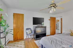 56 Oakwood Rd, Manchester, CT 06042 - Photo 10