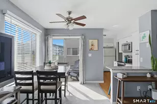 125 Staffordshire Common, Wallingford, CT 06492 - Photo 6