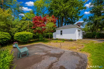 135 Greenwood Avenue, Waterbury, CT 06704 - Photo 28