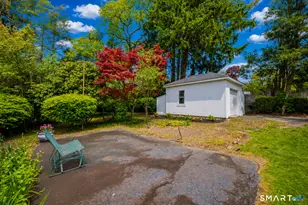 135 Greenwood Ave, Waterbury, CT 06704 - Photo 28