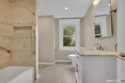 135 Greenwood Avenue, Waterbury, CT 06704 - Photo 20