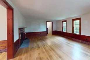 240 Great Neck Rd, Waterford, CT 06385 - Photo 4