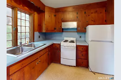 240 Great Neck Road, Waterford, CT 06385 - Photo 28