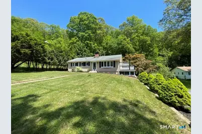 106 Lucas Park Road, Norwich, CT 06360 - Photo 2