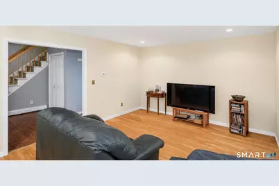26 Mountain Laurel Lane, Newtown, CT 06482 - Photo 6