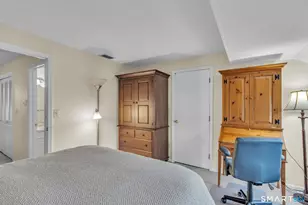 26 Kowal Ct, Newington, CT 06111 - Photo 14