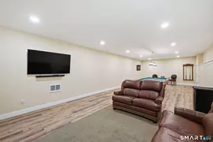 19 Claire Ln, Bloomfield, CT 06002 - Photo 34