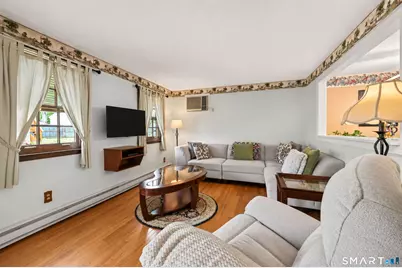 30 Hawthorne Street, Bristol, CT 06010 - Photo 8