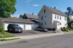 61 Bartlett St, Meriden, CT 06451 - Photo 4