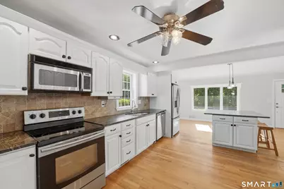 775 Stratford Road, Stratford, CT 06615 - Photo 10