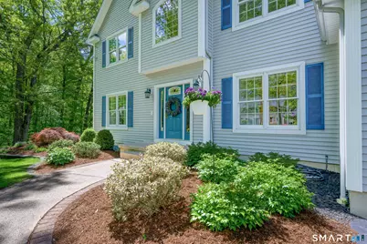 4 Crystal Lane, Wallingford, CT 06492 - Photo 2