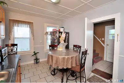 82 Spring Street, Meriden, CT 06451 - Photo 12