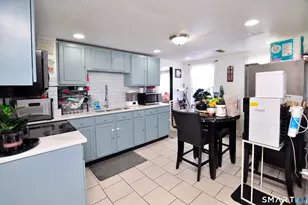 82 Spring St, Meriden, CT 06451 - Photo 26