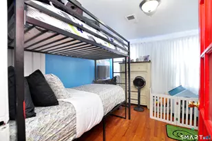 82 Spring St, Meriden, CT 06451 - Photo 24