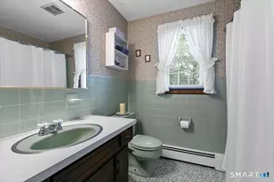 74 Hintz Dr, Wallingford, CT 06492 - Photo 24
