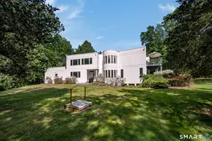 14 Grouse Ln, Woodbridge, CT 06525 - Photo 2