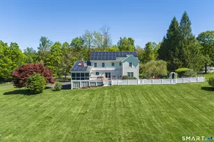 9 Schoolhouse Pl, Ridgefield, CT 06877 - Photo 2