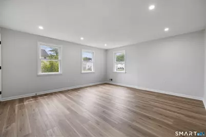464 Dowd Avenue #464, Canton, CT 06019 - Photo 6