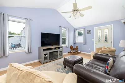 32 Belvedere Road, North Haven, CT 06473 - Photo 10