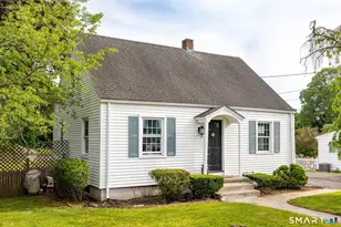 32 Belvedere Rd, North Haven, CT 06473 - Photo 2