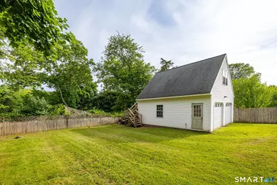 32 Belvedere Road, North Haven, CT 06473 - Photo 32